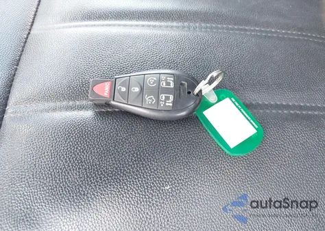 2015 Chrysler Town & Country Touring из США, поврежденный, VIN 2C4RC1BG6FR728113